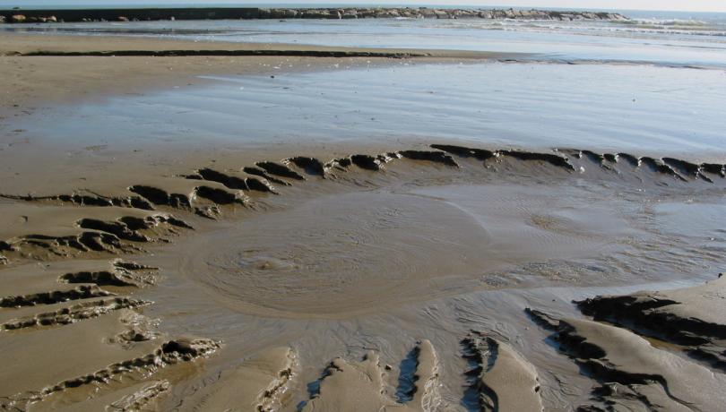 Threats to coastal aquifers can affect the sustainability and vulnerability of both marine systems / ICM-CSIC