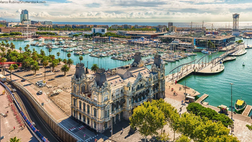 Barcelona is a coastal city that is committed to the blue economy and understands it as a driver of competitiveness / ©Marco Rubino (Shutterstock.com)