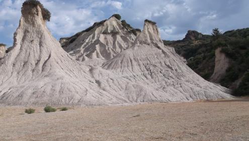 Sediments marins que alberguen fòssils datats en el Miocè tardà, fa entre 8 i 7 milions d'anys (Grècia). / *Konstantina *Agiadi