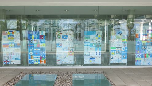 Antarctica Day: flags from the classroom to the Antarctica