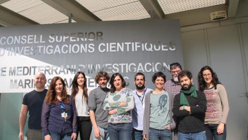 Investigadores del ICM que han participado en los estudios de Tara Oceans. De izquierda a derecha: Ramiro Logares, Isabel Ferrera, Marta Royo-Llonch, Pablo Sánchez, Silvia G. Acinas, Guillem Salazar, Marta Sebastián, Josep M. Gasol, Francisco M. Cornejo y Ana M. Cabello.