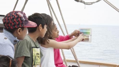 Uns dos-cents alumnes, protagonistes del Congrés de Petits Oceanògrafs a l’Institut de Ciències del Mar del CSIC