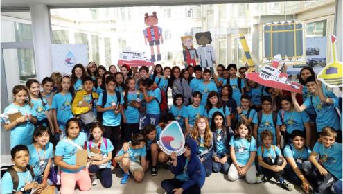 Grupo de alumnos y alumnas durante la última edición del Congreso de Pequeños Oceanógrafos, celebrado en el Instituto de Ciencias del Mar el 29 de mayo de 2019